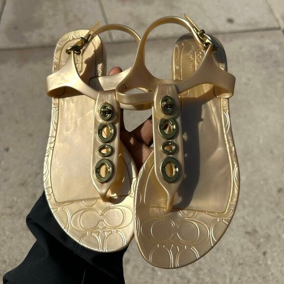 Coach Phila Women’s Jelly‎ Thong Sandals Size 6 Gold - Picture 9 of 14